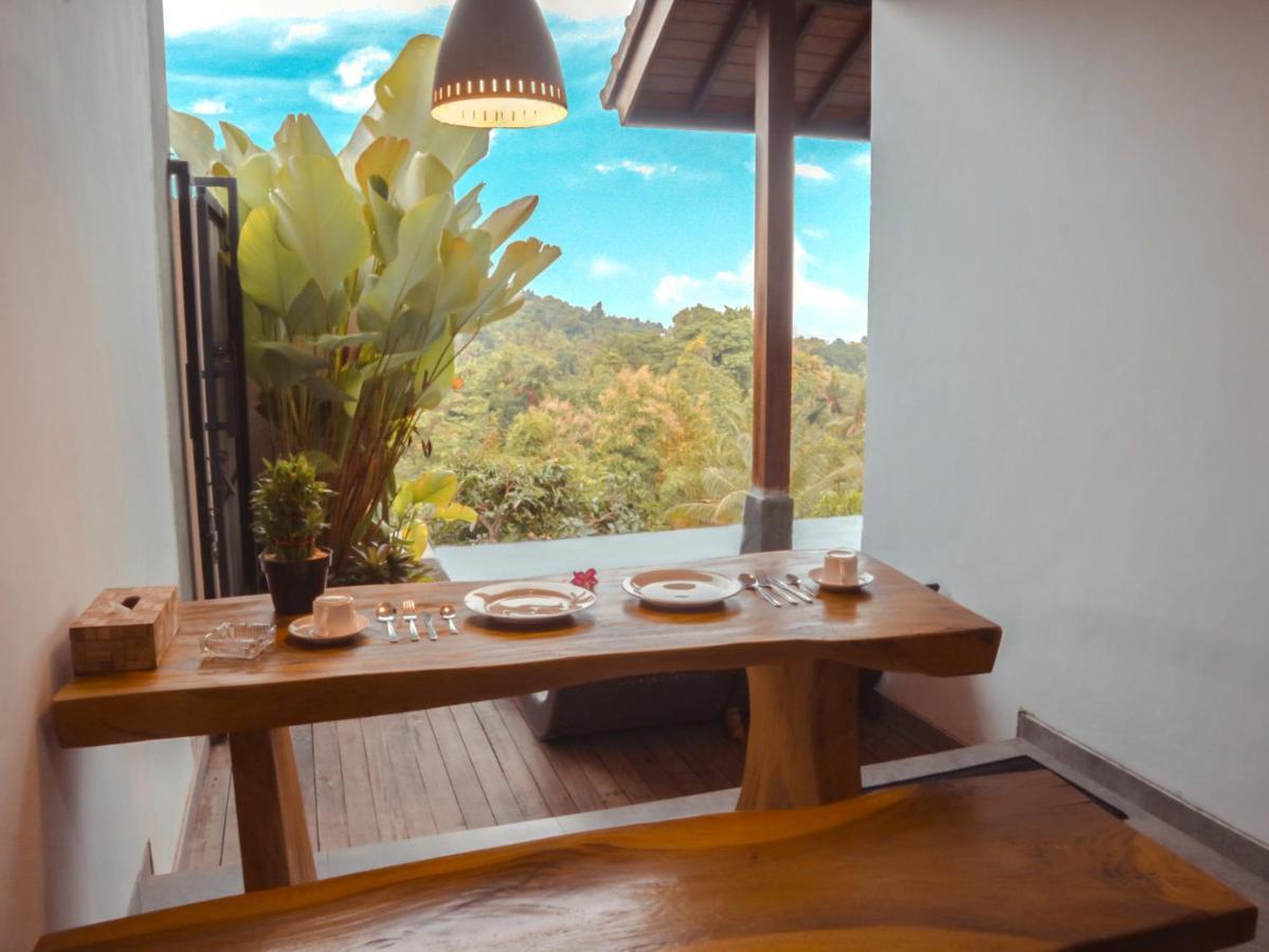 Abinawa Hill Bed & Breakfast Lovina  Exterior photo