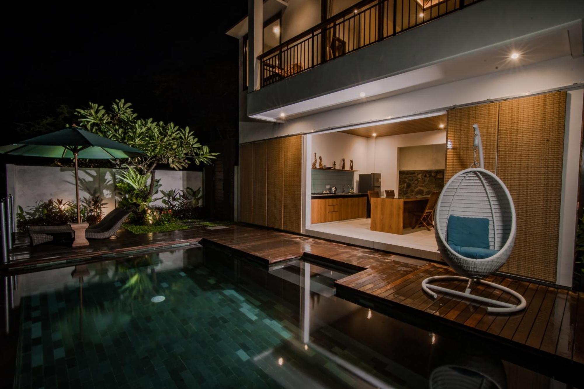 Abinawa Hill Bed & Breakfast Lovina  Exterior photo