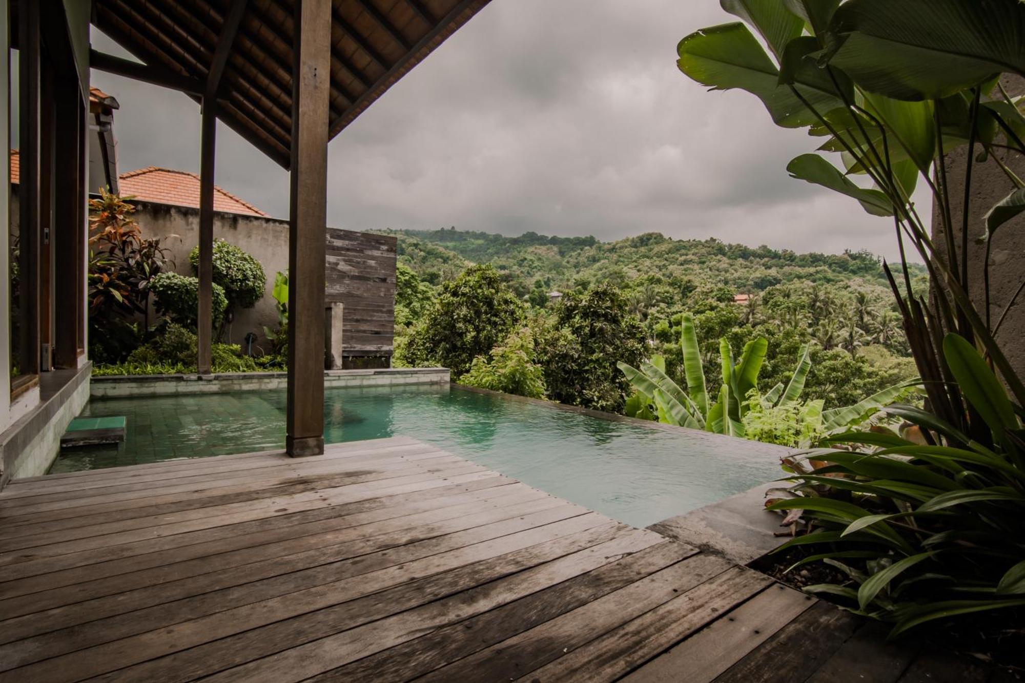 Abinawa Hill Bed & Breakfast Lovina  Exterior photo